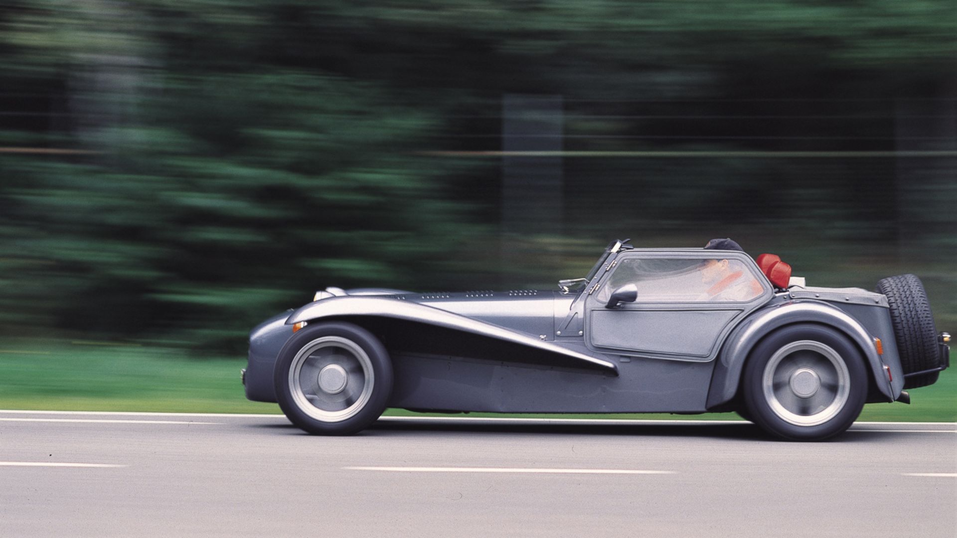 donkervoort s8at, grey, driving
